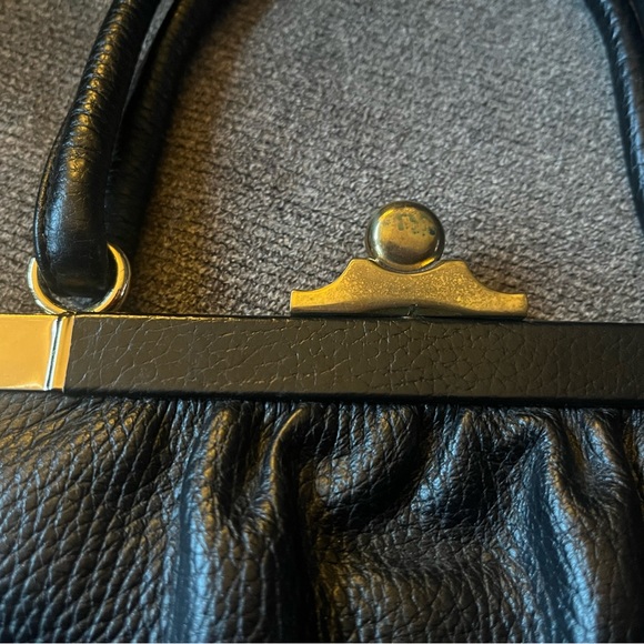 Vintage Saber purse - Picture 5 of 6
